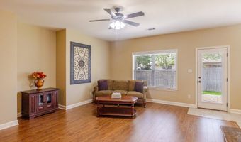 301 SANDLEWOOD Dr, Benton, AR 72015
