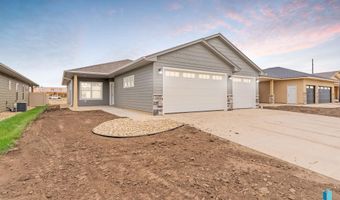 2404 E Tinley St, Brandon, SD 57005