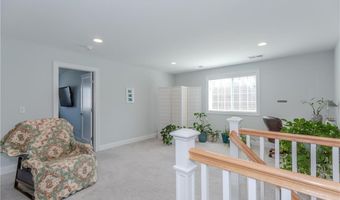 200 Wickford Ct, North Kingstown, RI 02852