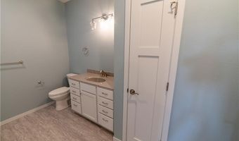 1364 Cypress Ct, Altoona, WI 54720