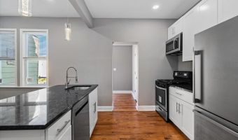 327 LYNDHURST St, Baltimore, MD 21229