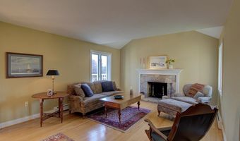105 Brook Dr, Burlington, VT 05408