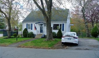 4 Eden Park Dr, Cranston, RI 02910