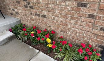 303 Oak Grove Dr, Bardstown, KY 40004
