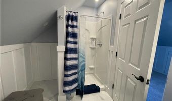 35 Annandale Rd, Newport, RI 02840