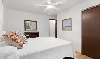 609 S MEMORIAL Dr, Appleton, WI 54914