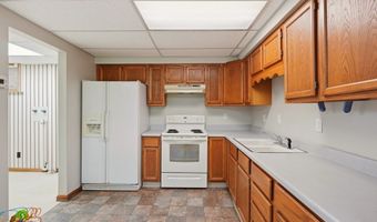3731 Fortuna Dr, Akron, OH 44312