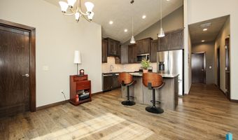 2729 E Palmer St, Brandon, SD 57005