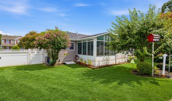 1432 Mizzen Ave, Beachwood, NJ 08722