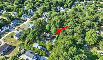 130 S Niantic Dr, Charlestown, RI 02813