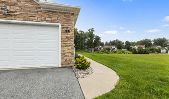 1194 DEATS Dr, Dover, DE 19904