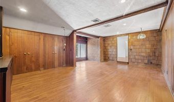 11 Searingtown Rd, Albertson, NY 11507
