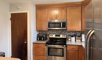 3072 Essex Rd, Allentown, PA 18103