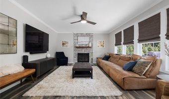64 Fieldstone Ln, North Kingstown, RI 02874