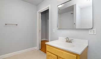 390 Charles St APT 216, Bridgeport, CT 06606