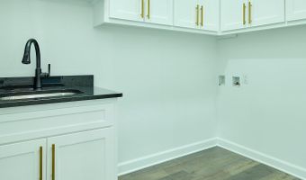 4007 Creek Top, Bauxite, AR 72011