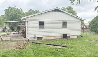 433 S 8th St, Atchison, KS 66002