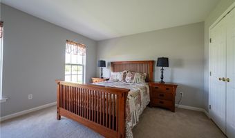 12447 Lesswing Rd, Alden, NY 14004