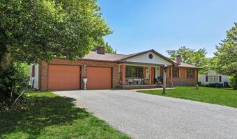 25 MEADOW GLEN Dr, Dover, DE 19901