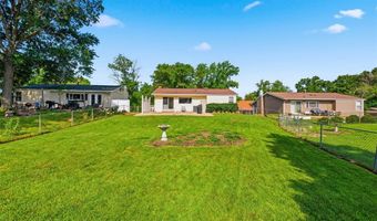 254 Village Mead Dr, Ballwin, MO 63021