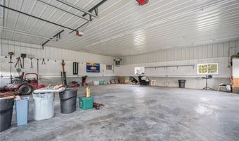 141 Peckham Rd, Little Compton, RI 02837
