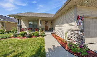 319 31st St SW, Altoona, IA 50009