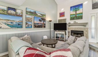 5 Gumtree Rd H-3, Hilton Head Island, SC 29926