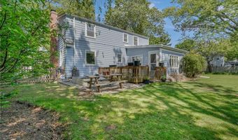 5 Indigo Rd, Barrington, RI 02806