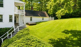 443 Amity Rd, Bethany, CT 06524