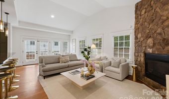 1815 DeArmon Dr, Charlotte, NC 28205