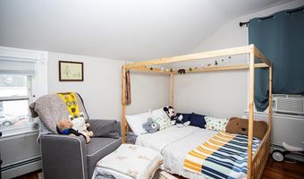 91 Ivy St, East Providence, RI 02914