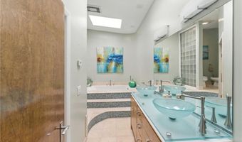 129 Valerie Ct, Cranston, RI 02921