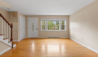 28 Harris St 2, Acton, MA 01720