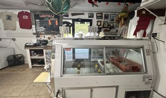 208 New Rd, Arundel, ME 04046