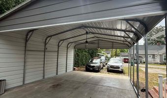 1352 Jackson St, Barnwell, SC 29812