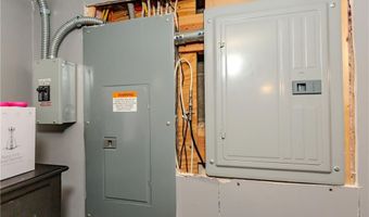 138 Foundry St, Central Falls, RI 02863