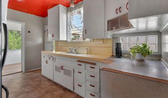 585 W Avenue 46, Los Angeles, CA 90065