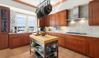341 Thames St S-104, Bristol, RI 02809