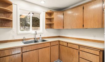 642 NE Franklin Ave, Bend, OR 97701