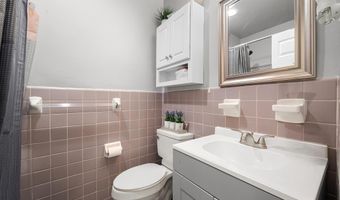 3701 5TH St S 309, Arlington, VA 22204
