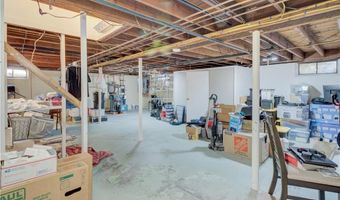 82 Garland Ave, Cranston, RI 02910