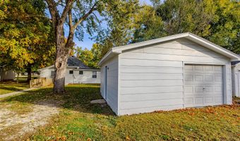 815 Grove St, Adel, IA 50003
