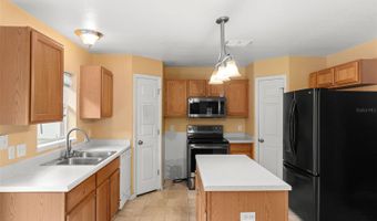 314 PINE SHADOW Ln, Auburndale, FL 33823