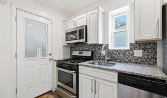 2842 30TH St NE, Washington, DC 20018