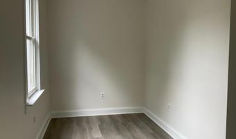 5318 GAY St NE, Washington, DC 20019