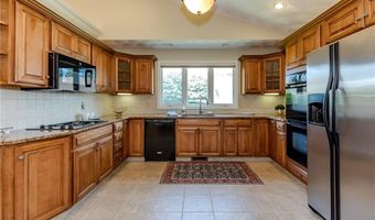 3 Sweet Corn Dr, Cranston, RI 02921