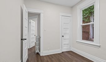 31 Bertha St, Albany, NY 12209