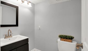 9394 Golden Leaf Way, Indianapolis, IN 46260