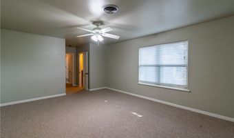 1307 Lincoln St, Alice, TX 78332