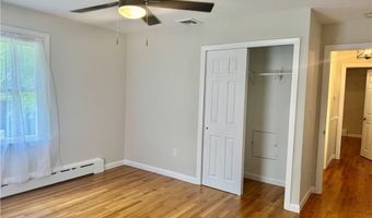 5 Susan Cir, Johnston, RI 02919
